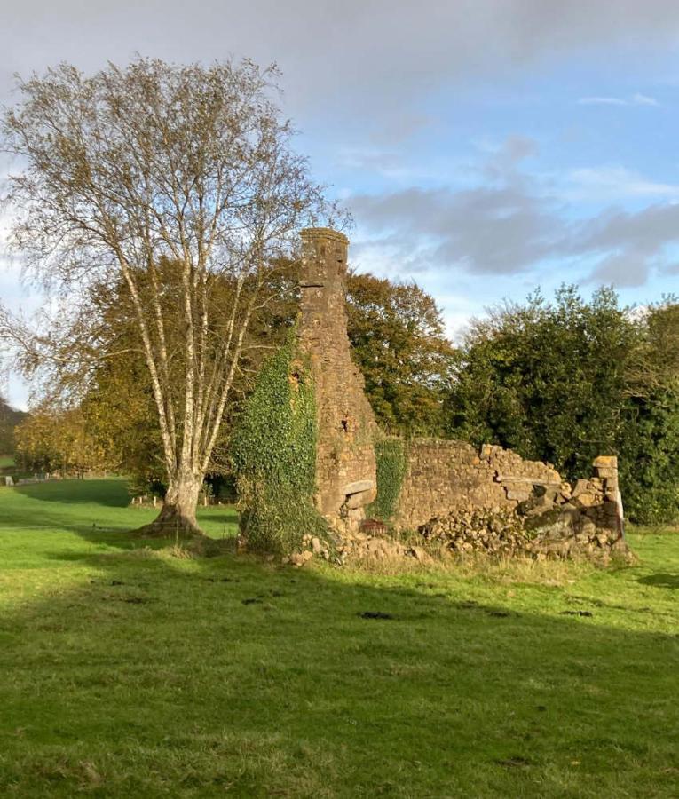 Terre De Reveries Maisoncelles-la-Jourdan Bagian luar foto